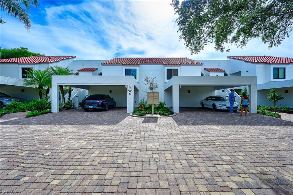 583 Beachwalk Cir Q-202 Property Photo 2