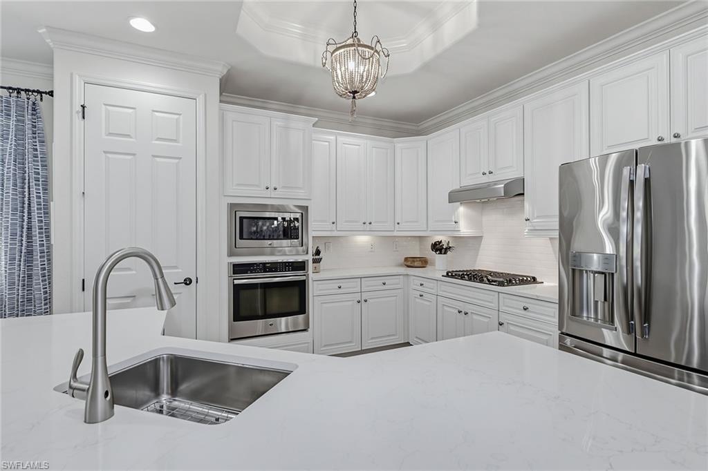 2918 Aviamar Cir Property Photo 7