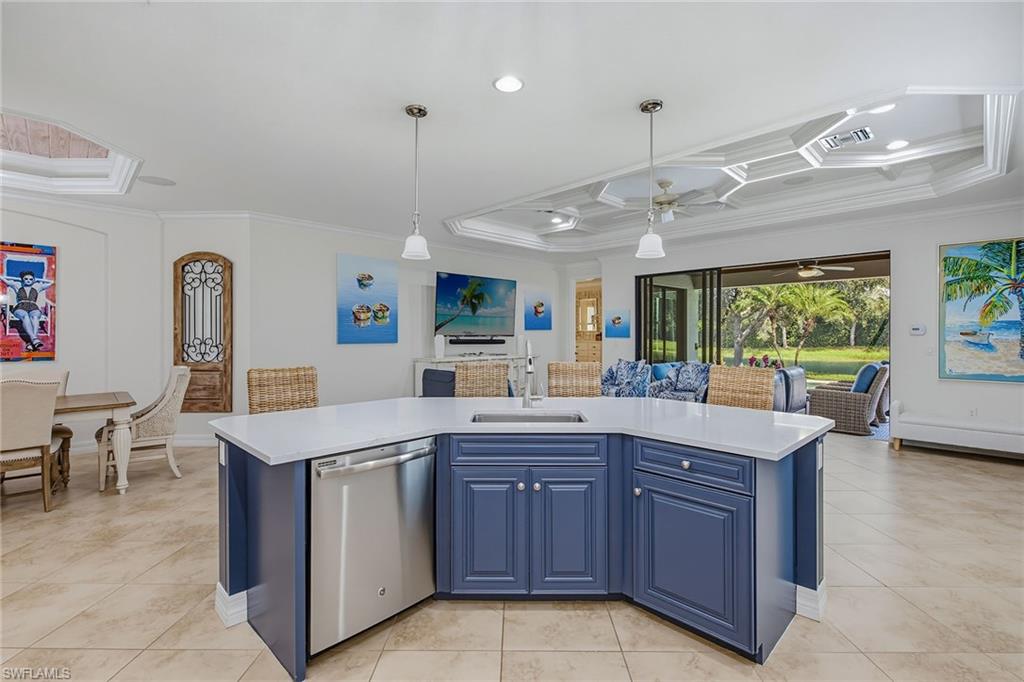 2918 Aviamar Cir Property Photo 8