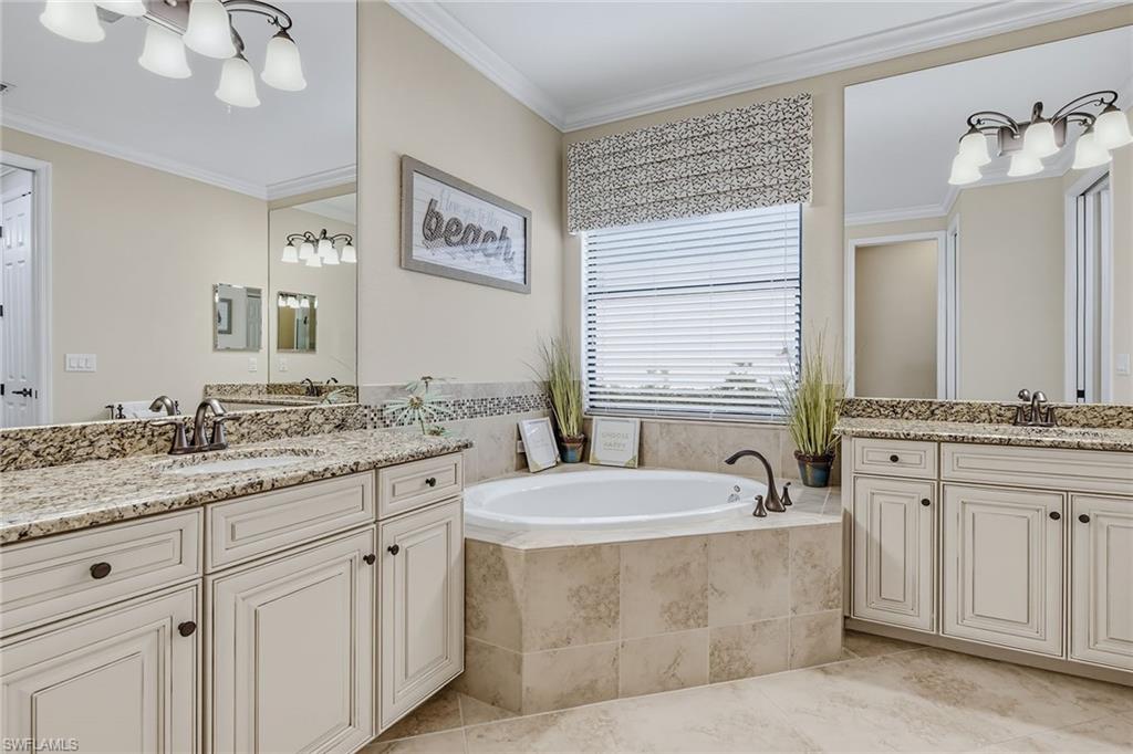 2918 Aviamar Cir Property Photo 13