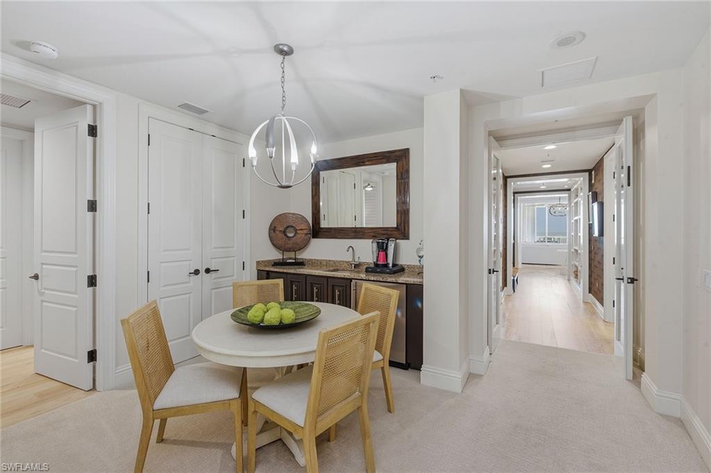 940 Cape Marco Dr 603 Property Photo 24