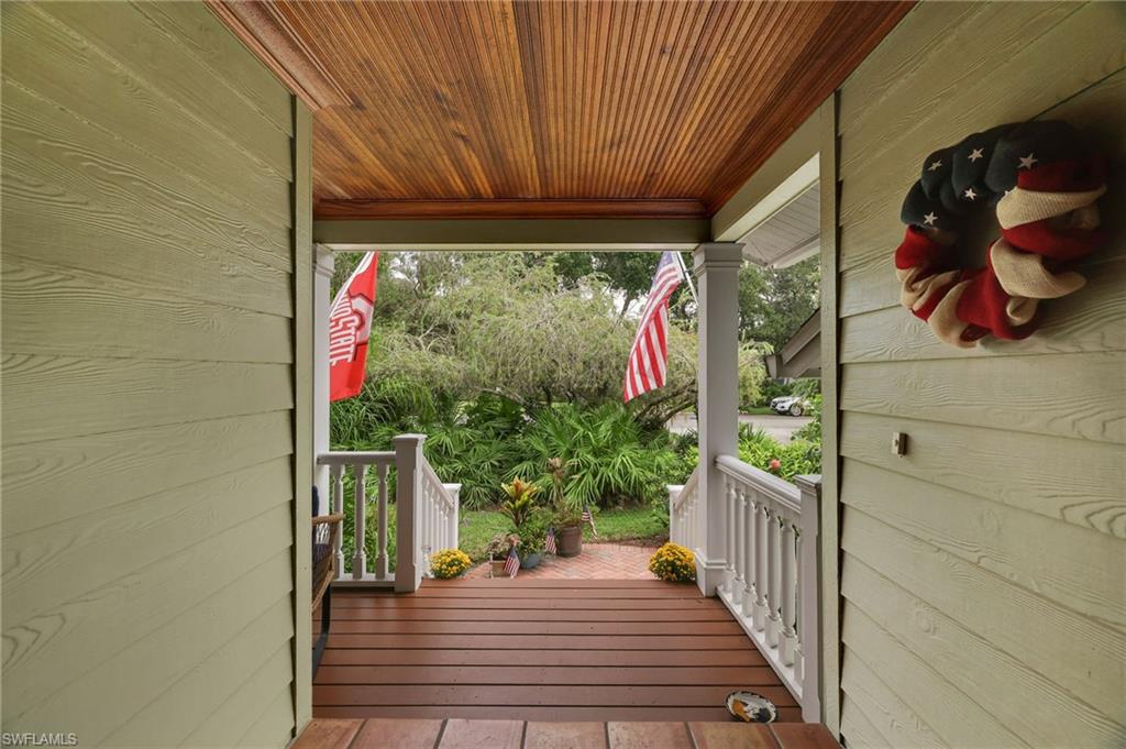 494 Chatham Cir Property Photo 3