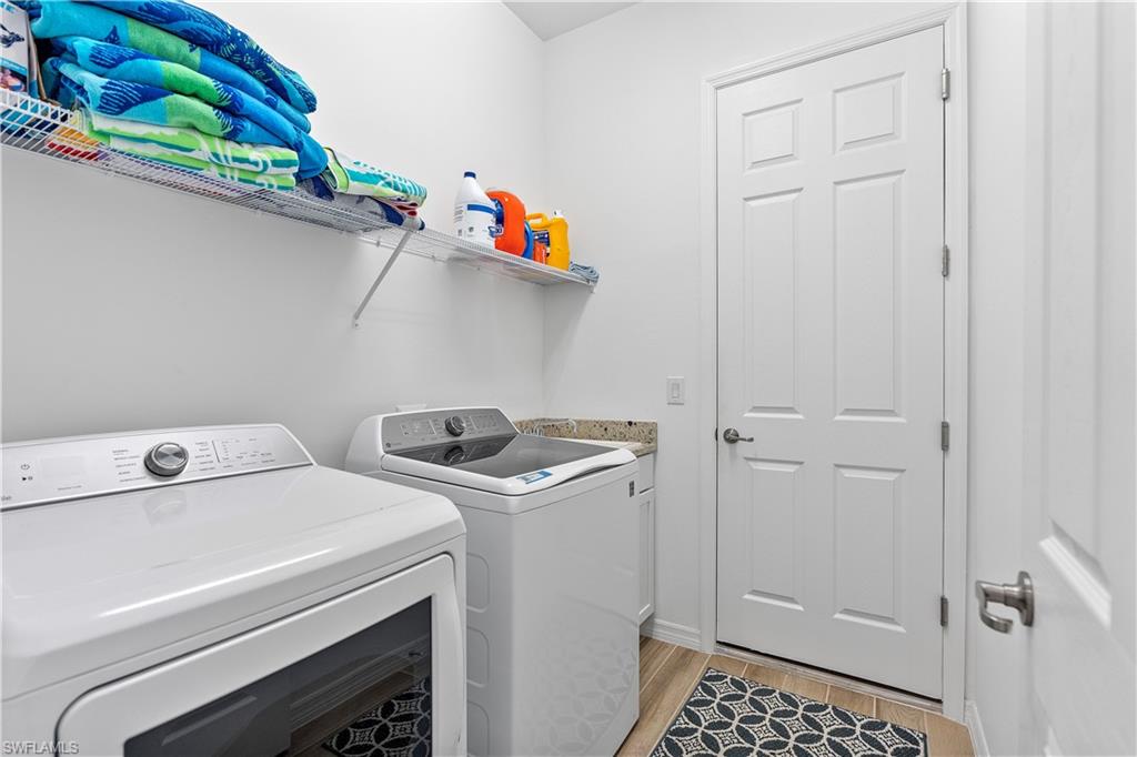 43180 Boardwalk Loop Property Photo 9