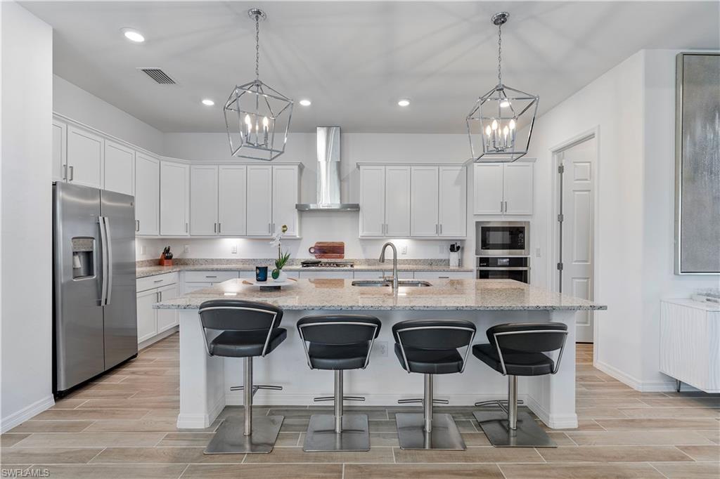 43180 Boardwalk Loop Property Photo 10