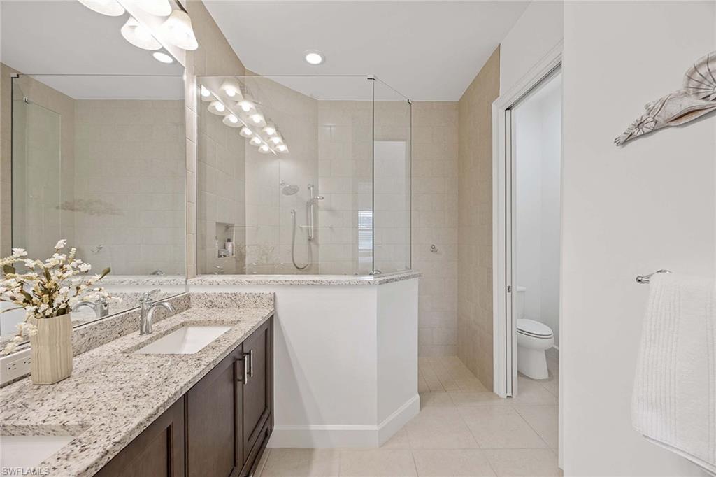 5767 Highbourne Dr Property Photo 22