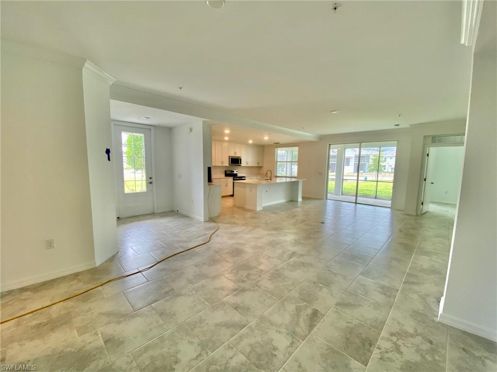 6015 Ellerston Way 911 Property Photo 2