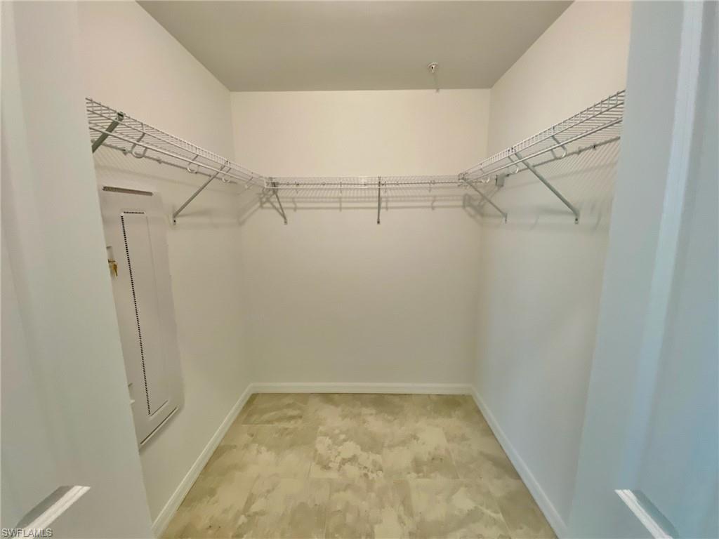 6015 Ellerston Way 911 Property Photo 9
