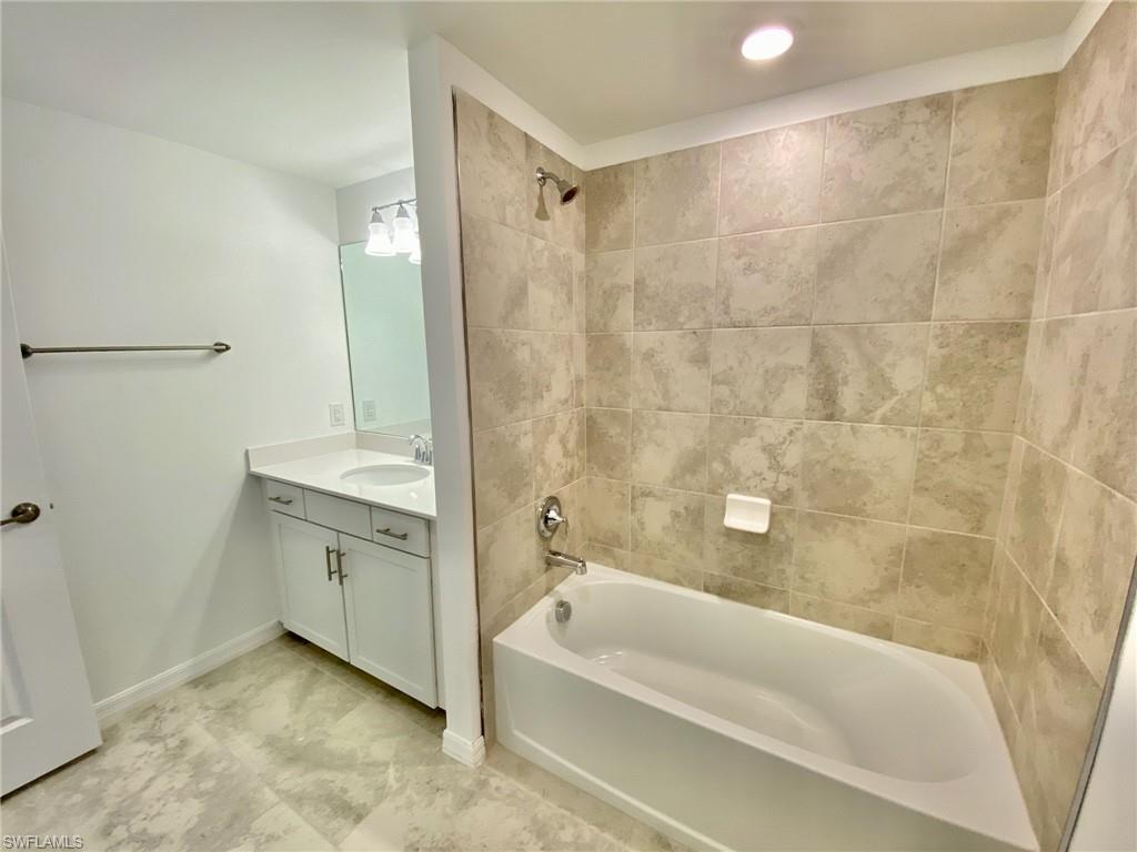 6015 Ellerston Way 911 Property Photo 17