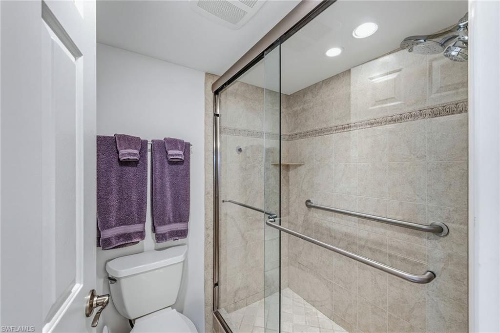 3430 Gulf Shore Blvd N 6j Property Photo 14