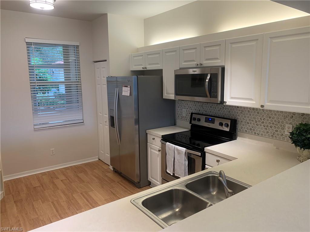 230 Robin Hood Cir 102 Property Photo 13