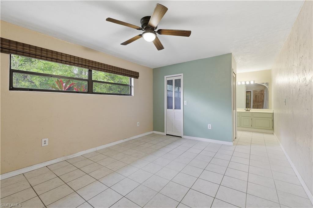 5681 Bur Oaks Ln Property Photo 14