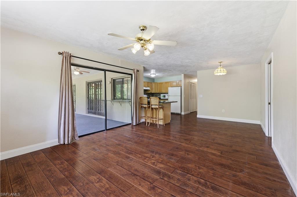 5681 Bur Oaks Ln Property Photo 20