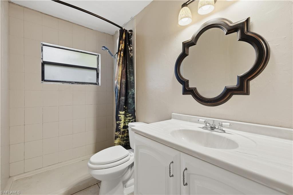 5681 Bur Oaks Ln Property Photo 22