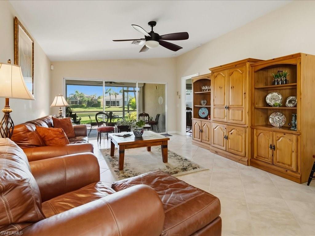 8647 Genova Ct Property Photo 10