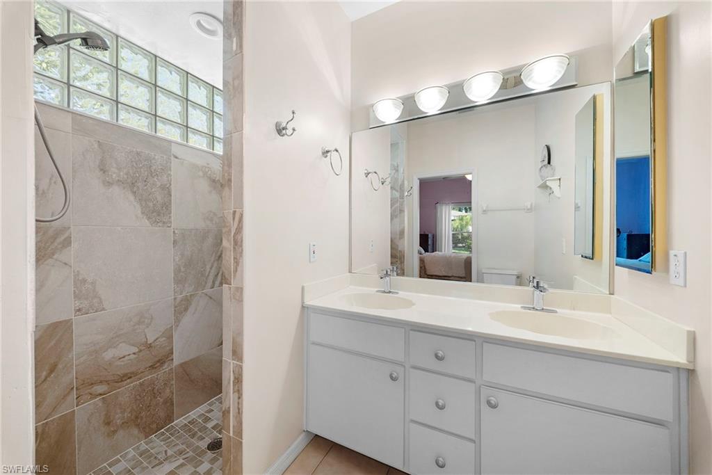 10720 San Tropez Cir Property Photo 24