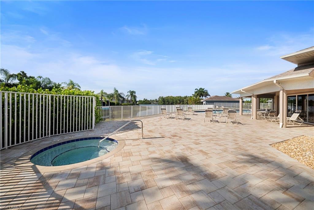 10720 San Tropez Cir Property Photo 34