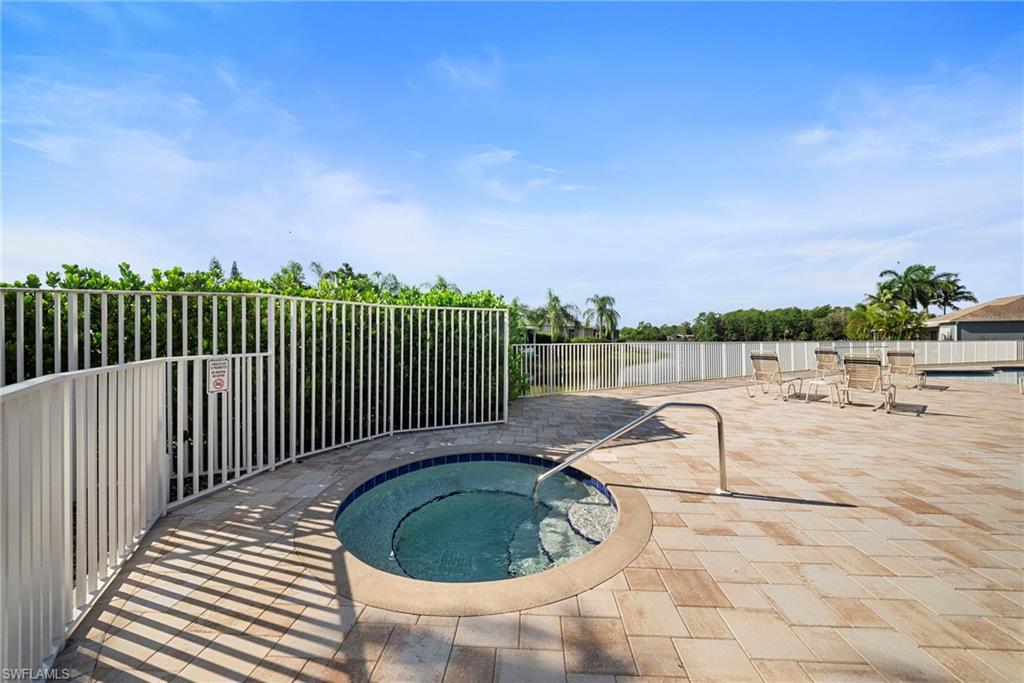 10720 San Tropez Cir Property Photo 35