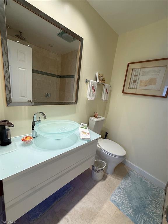 2503 Citrus Lake Dr 105 Property Photo 8
