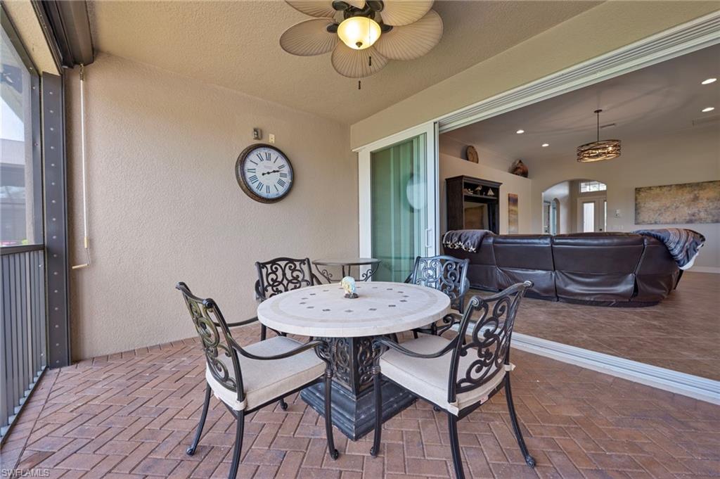 8681 Banyan Bay Blvd Property Photo 18