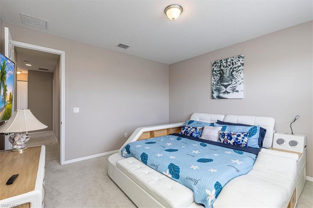 8732 Madrid Cir Property Photo 2