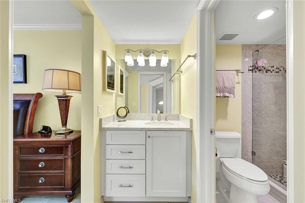 3072 Sandpiper Bay Cir M204 Property Photo 7