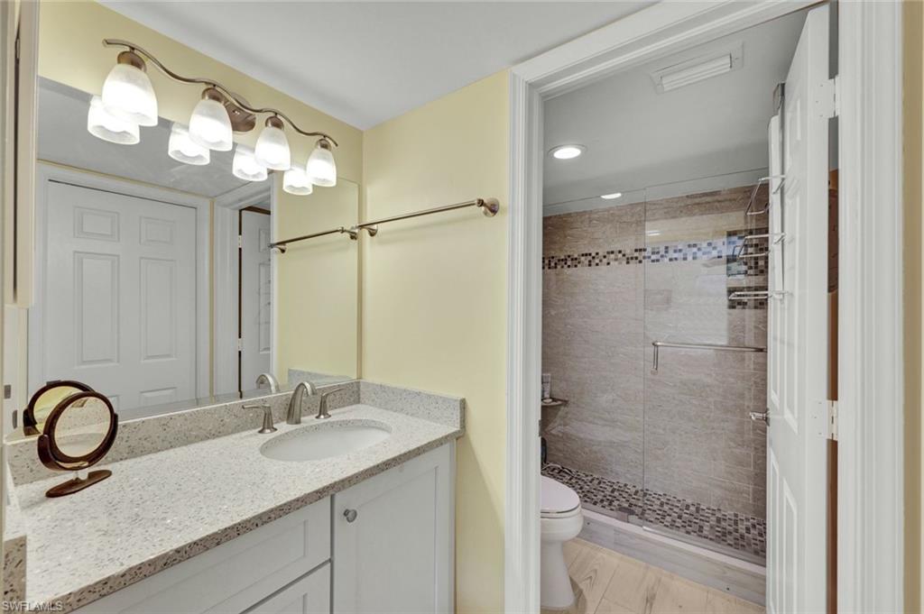 3072 Sandpiper Bay Cir M204 Property Photo 8