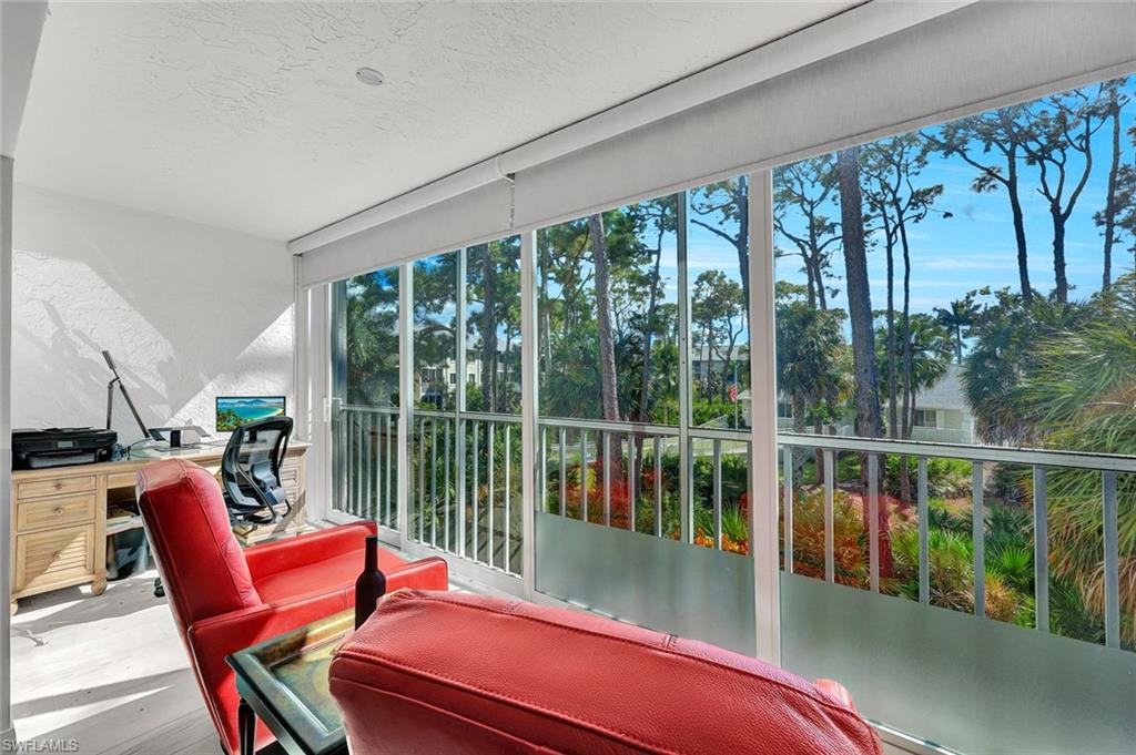 3072 Sandpiper Bay Cir M204 Property Photo 11