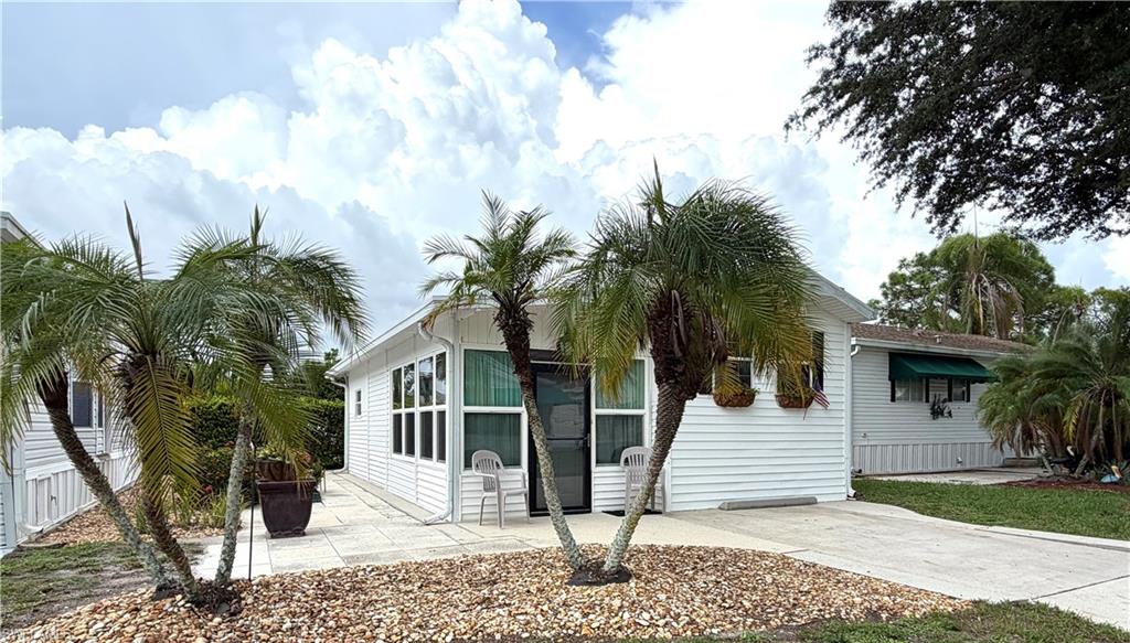 4650 Jefferson Davis Blvd W Property Photo 3
