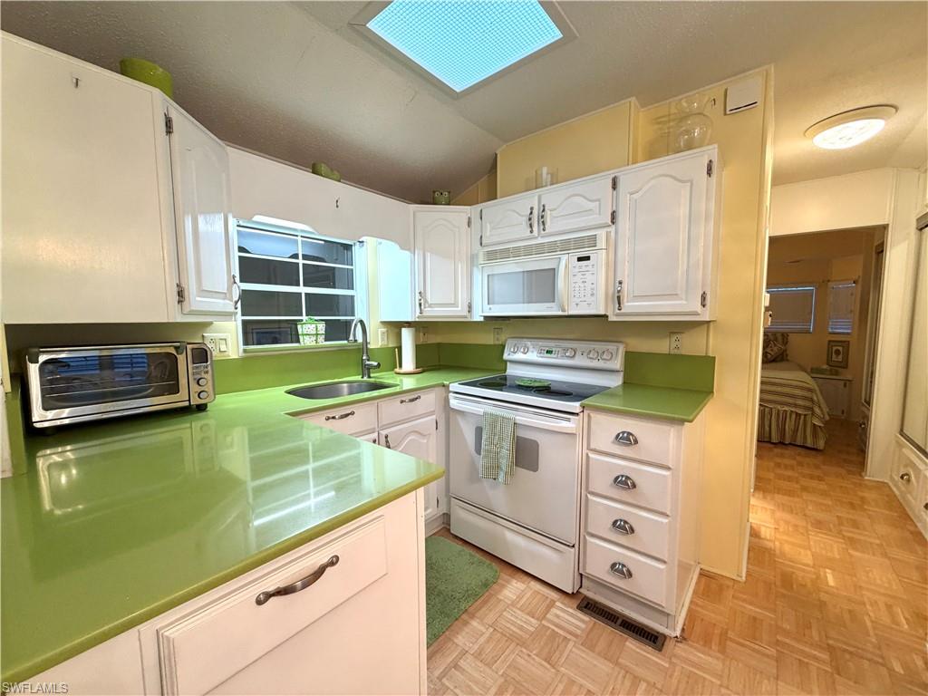 4650 Jefferson Davis Blvd W Property Photo 5