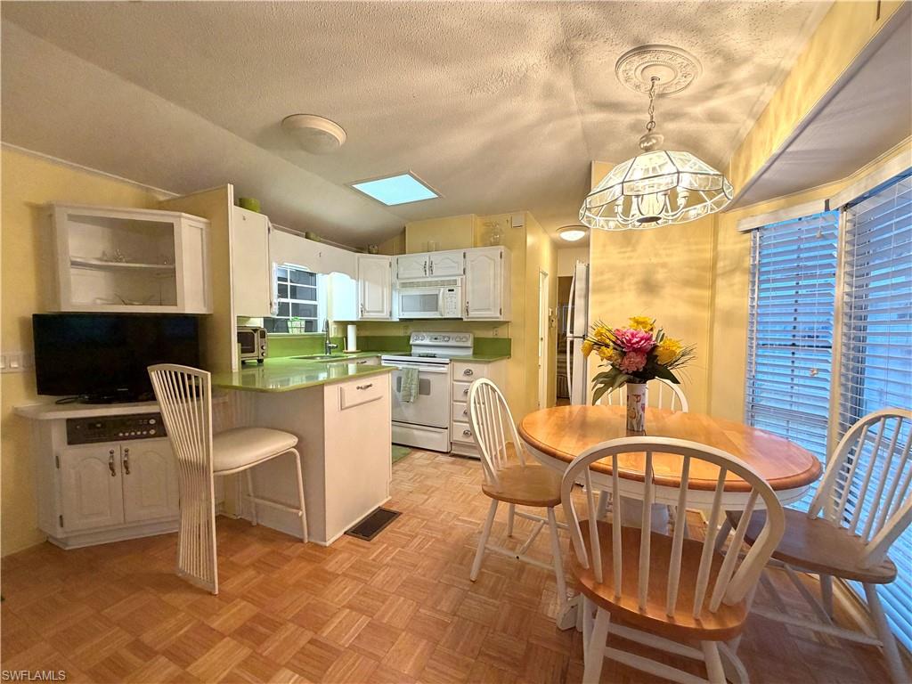 4650 Jefferson Davis Blvd W Property Photo 6