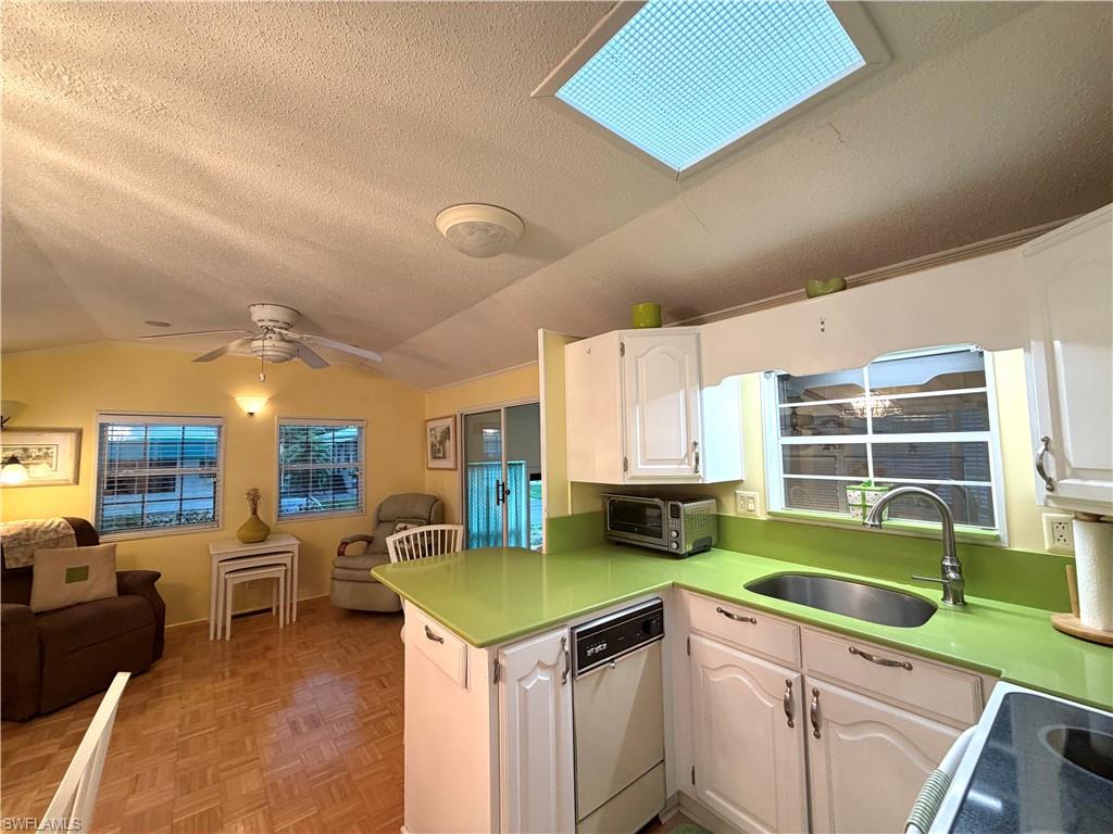 4650 Jefferson Davis Blvd W Property Photo 10