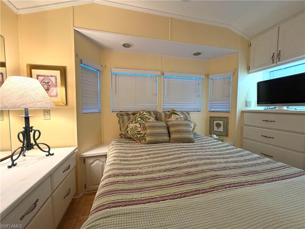 4650 Jefferson Davis Blvd W Property Photo 12