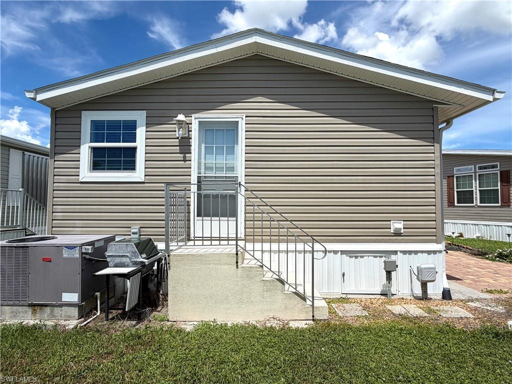 4521 Sawmill Dr E Property Photo 3
