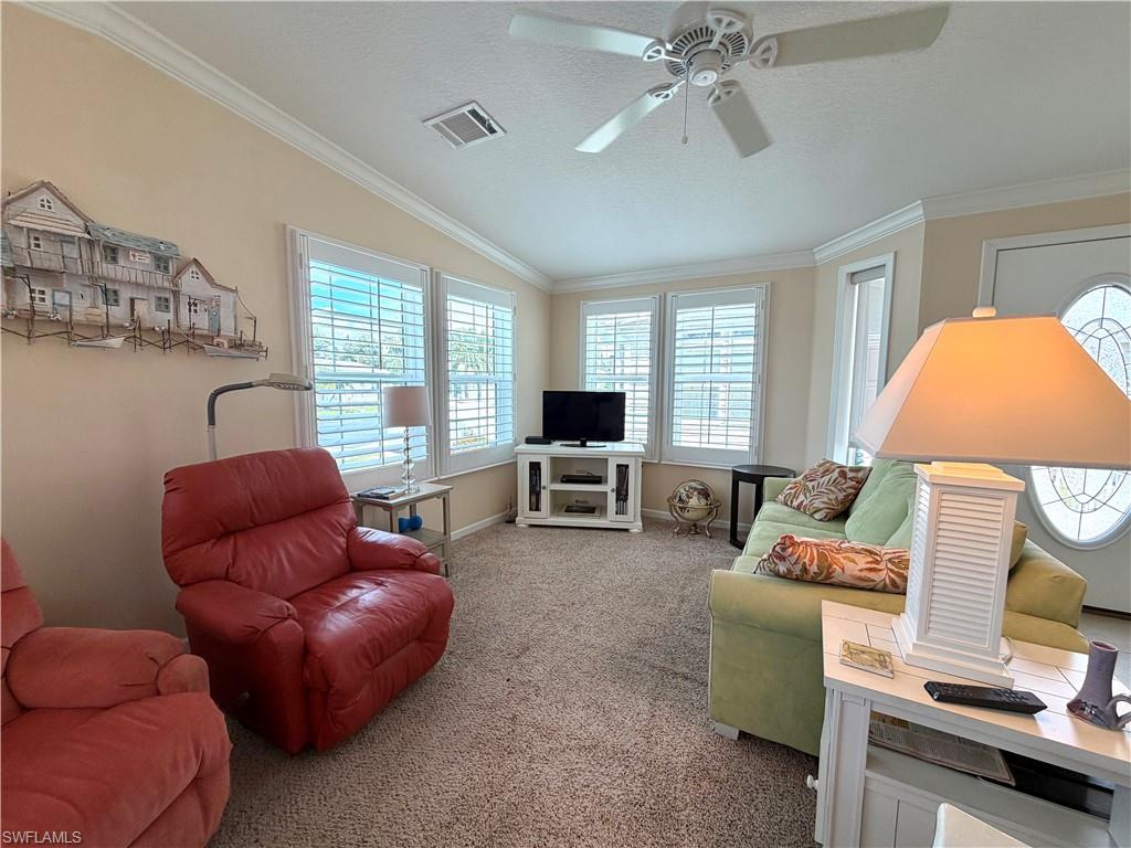 4521 Sawmill Dr E Property Photo 6