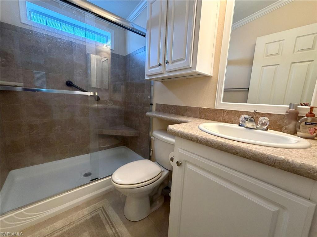 4521 Sawmill Dr E Property Photo 16