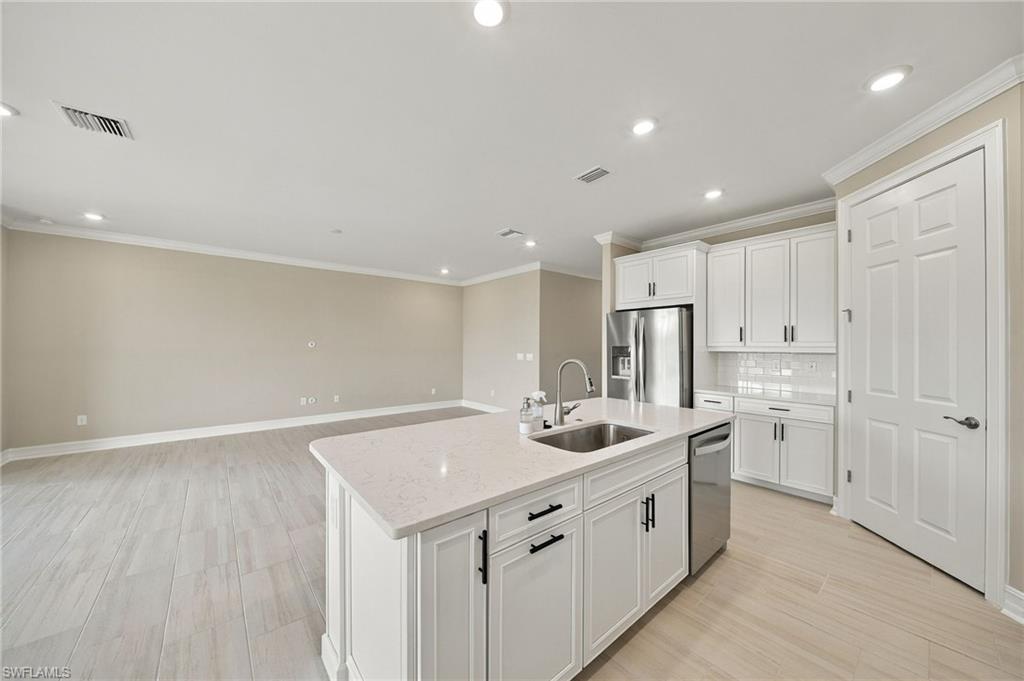 28089 Sanibel Sands St Property Photo 11