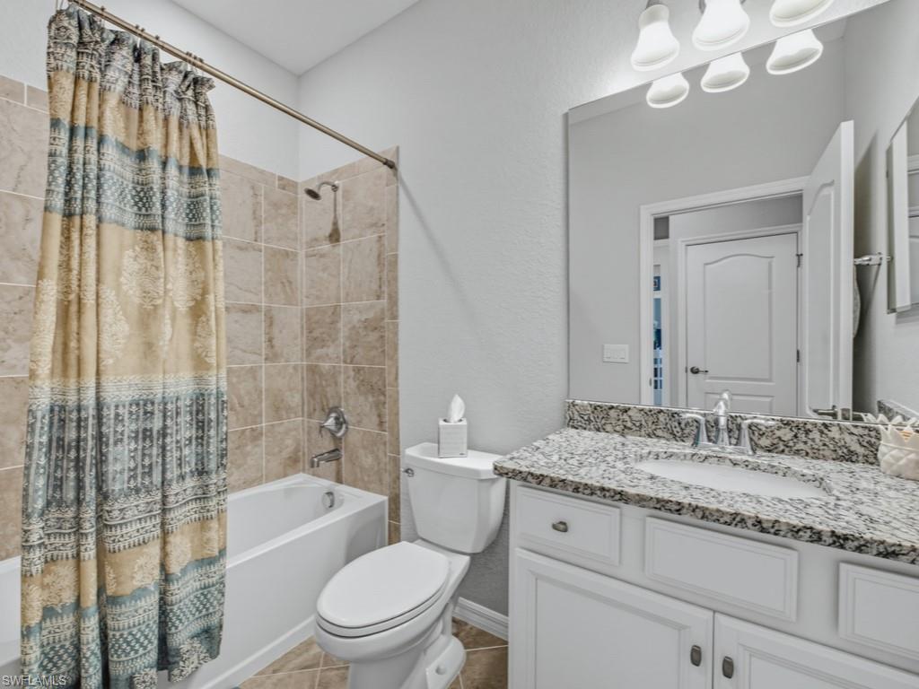 1482 Santiago Cir Property Photo 17