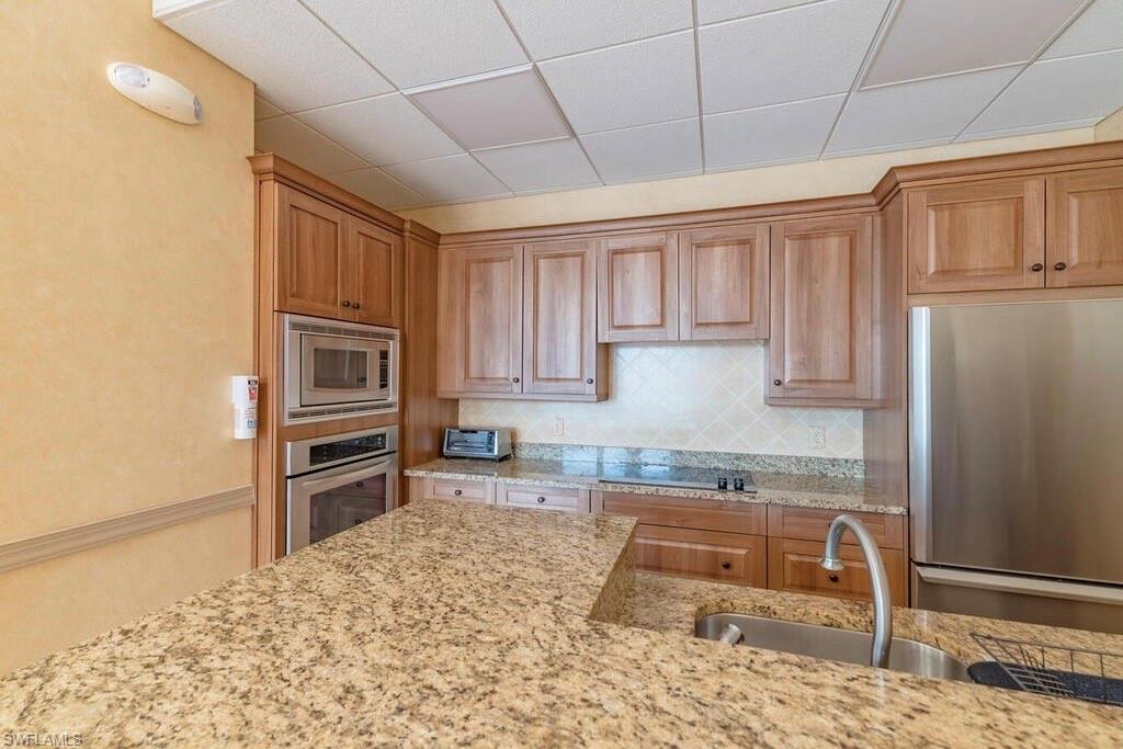 58 Collier Blvd 1812 Property Photo 32
