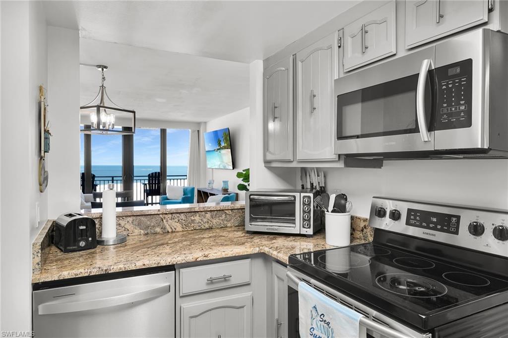 180 Seaview Ct 1009 Property Photo 6