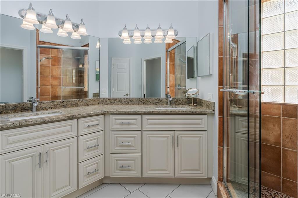 56 Silver Oaks Cir 202 Property Photo 20
