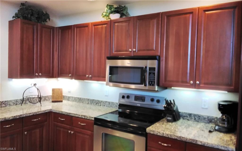 5076 Annunciation Cir 2206 Property Photo 14