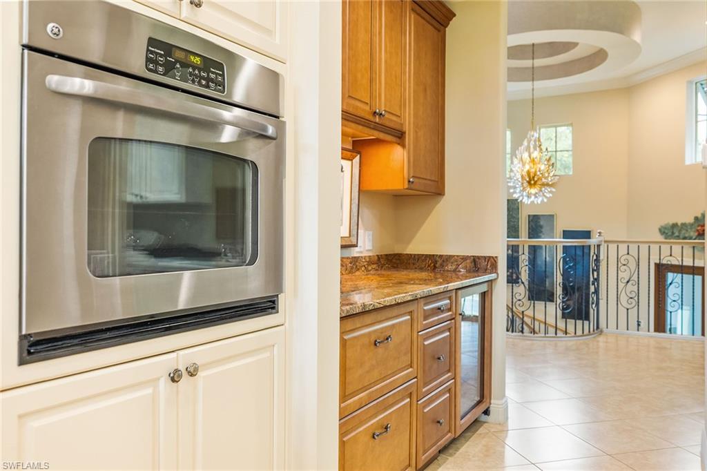 28560 Calabria Ct 201 Property Photo 22