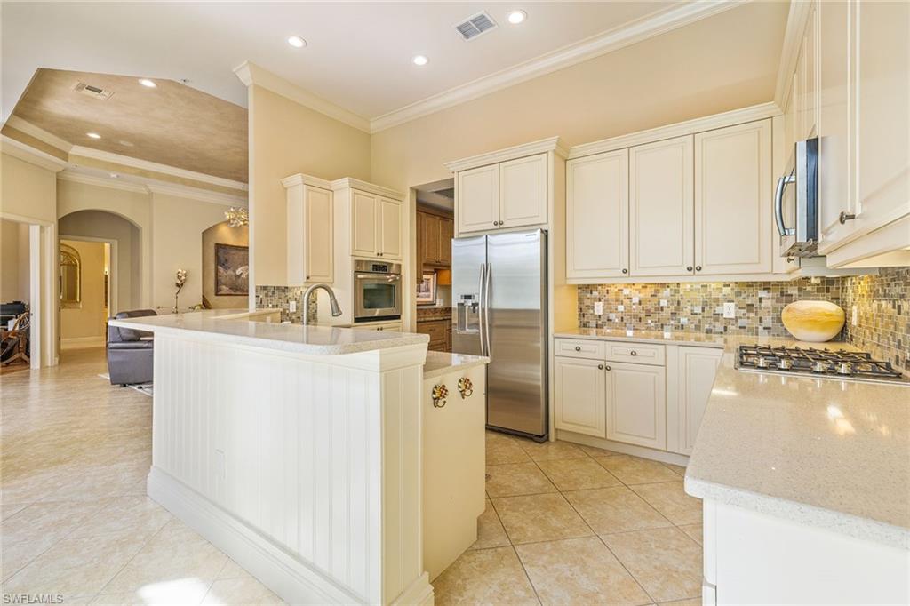 28560 Calabria Ct 201 Property Photo 29