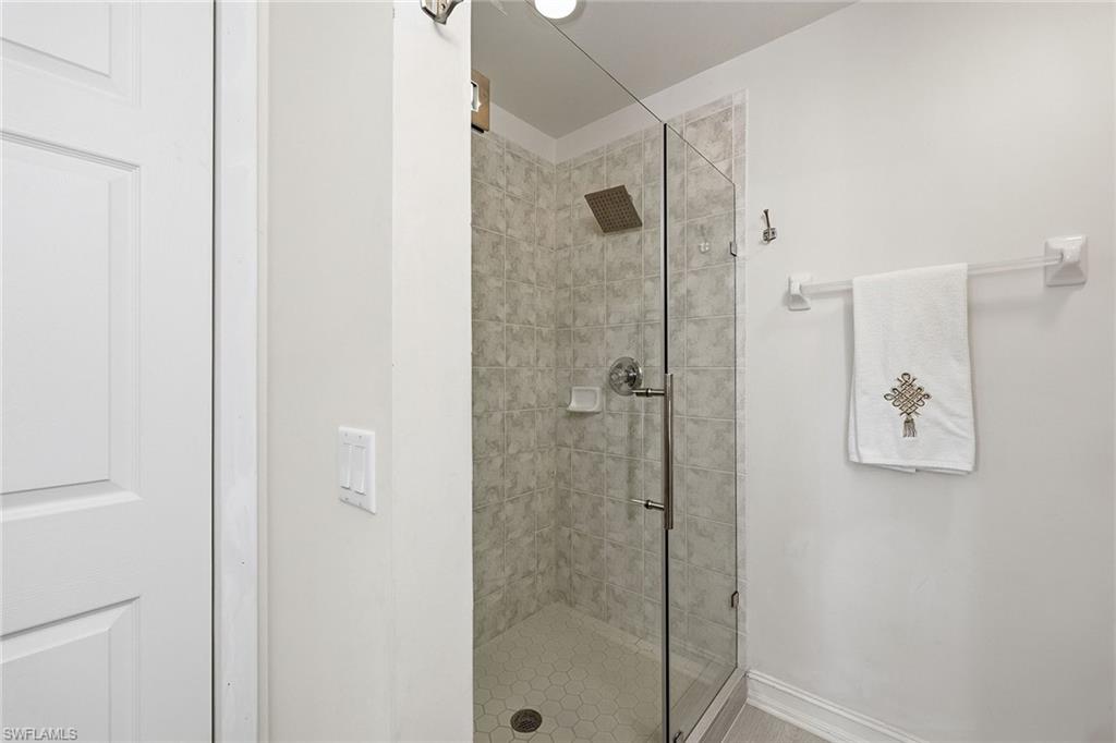 1886 Tarpon Bay Dr S 204 Property Photo 19
