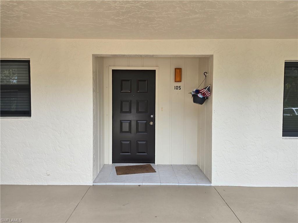 4955 Pepper Cir 105 Property Photo 4