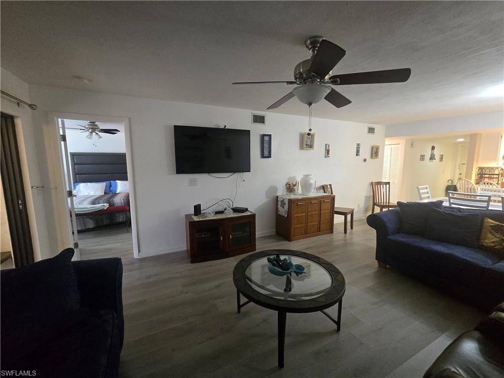 4955 Pepper Cir 105 Property Photo 13