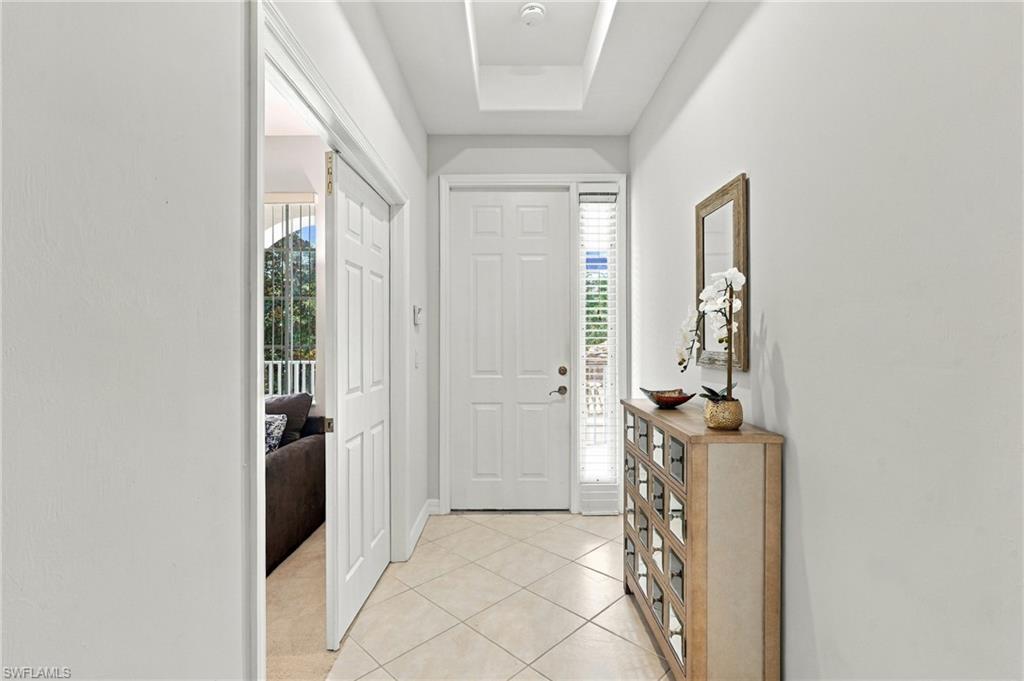 1112 Manor Lake Dr 202 Property Photo 3