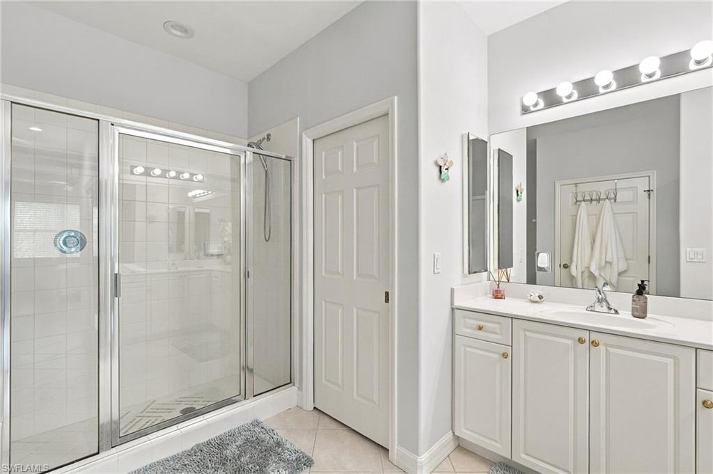 1112 Manor Lake Dr 202 Property Photo 17