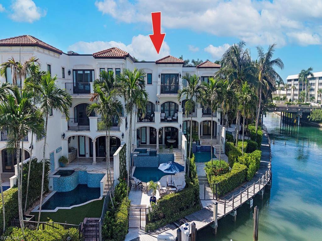 221 Harbour DR 6 Property Image
