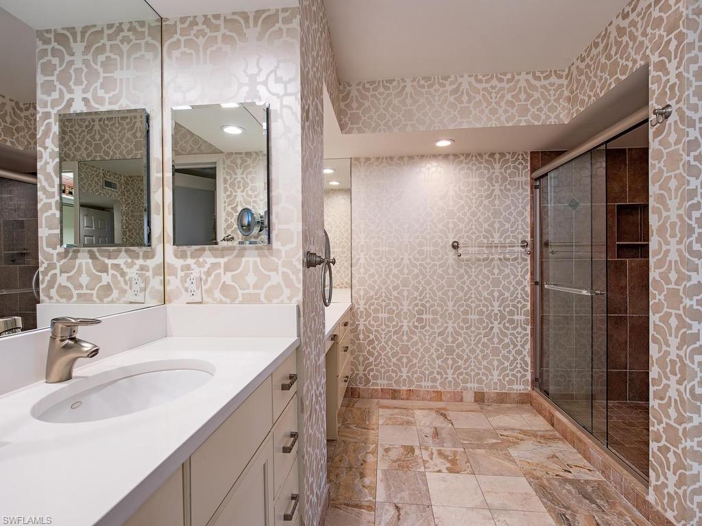 4401 Gulf Shore Blvd N 807 Property Photo 10